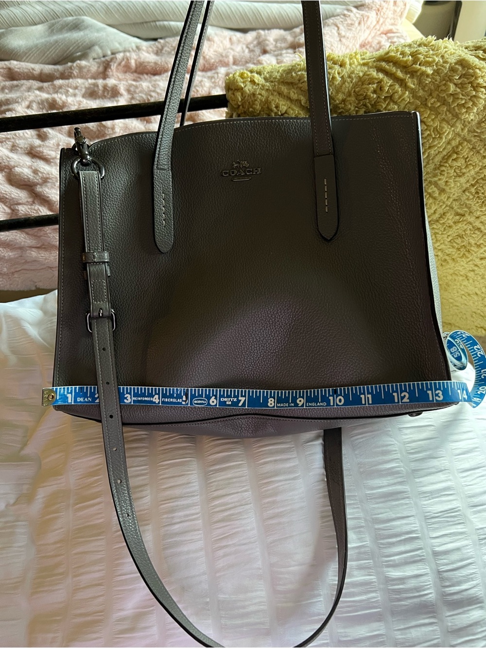 Coach purse - Picture 3 of 6